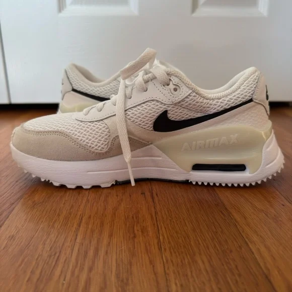 Nike Air Max - Picture 4 of 4